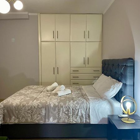 Aria Apartment Luaran gambar