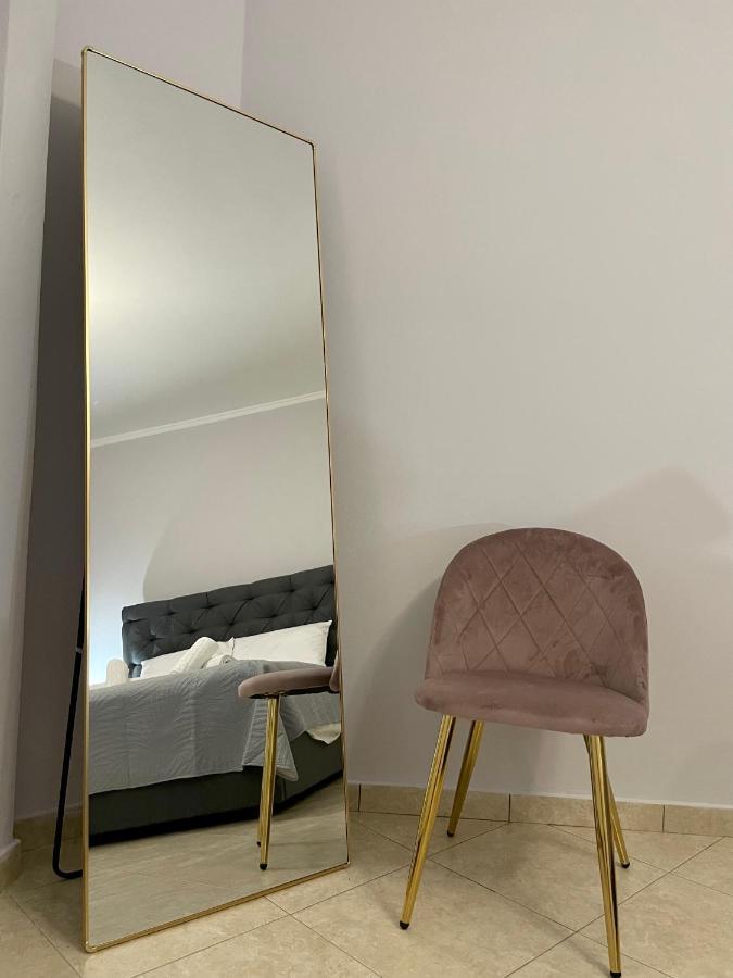 Aria Apartment Luaran gambar