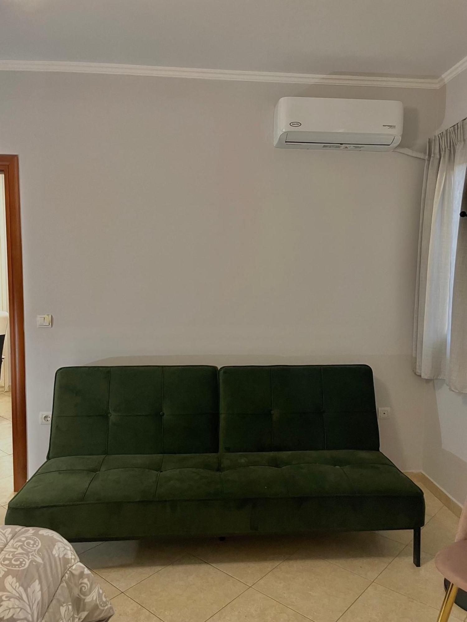 Aria Apartment Luaran gambar